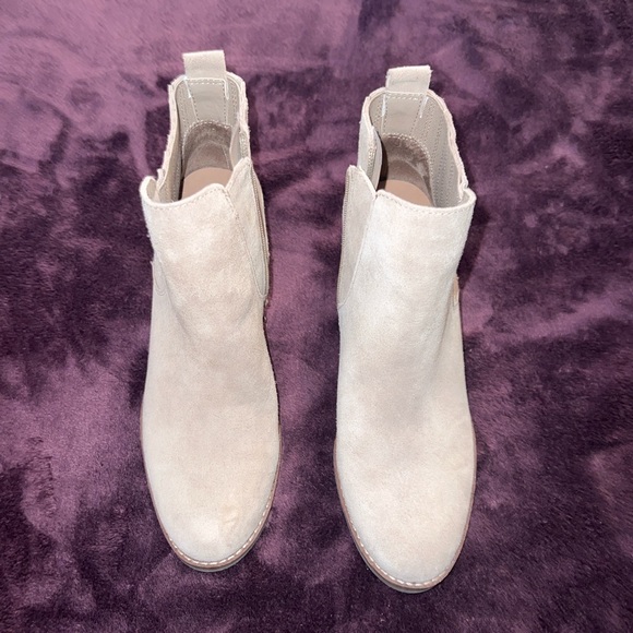 Crown Vintage Suede Booties - Picture 2 of 4